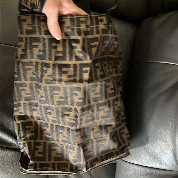 Fendi Roma Zucca Zip Away Tote Bag - Picture 11 of 16